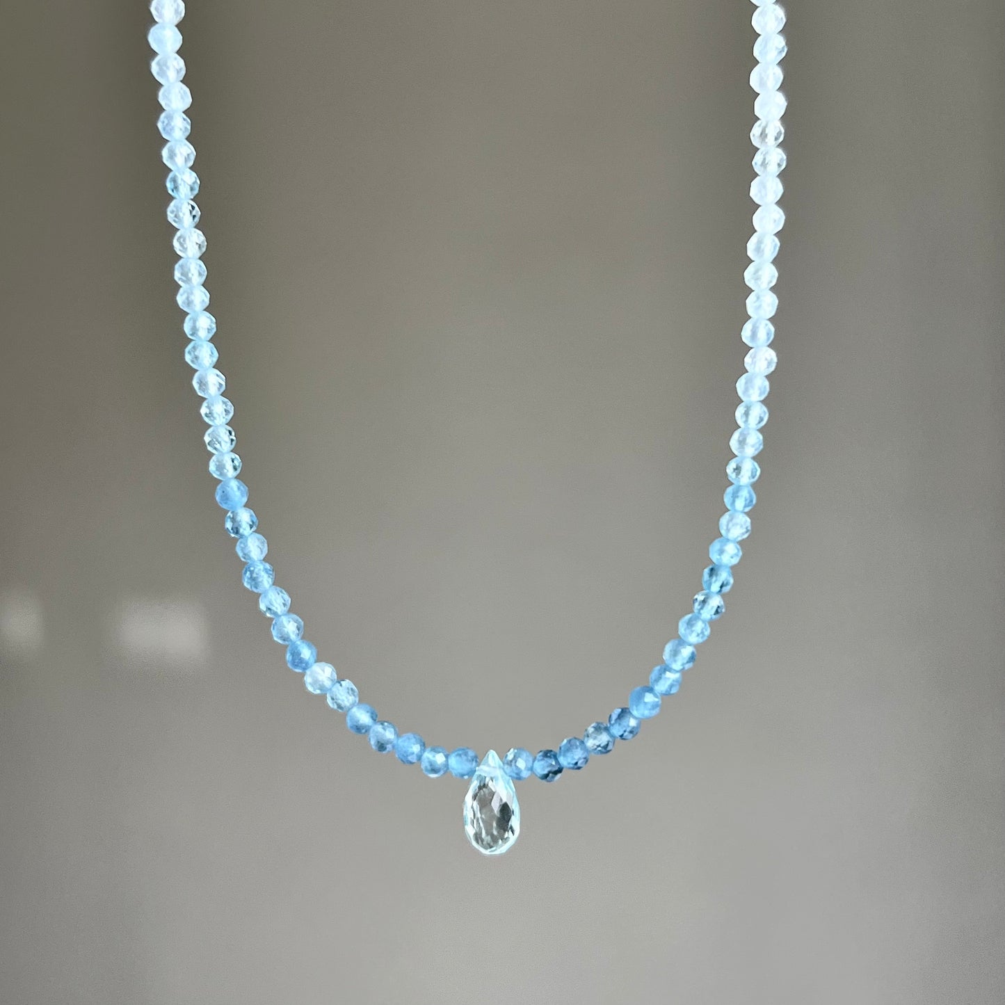 Ocean Drop Fade Aquamarine Necklace